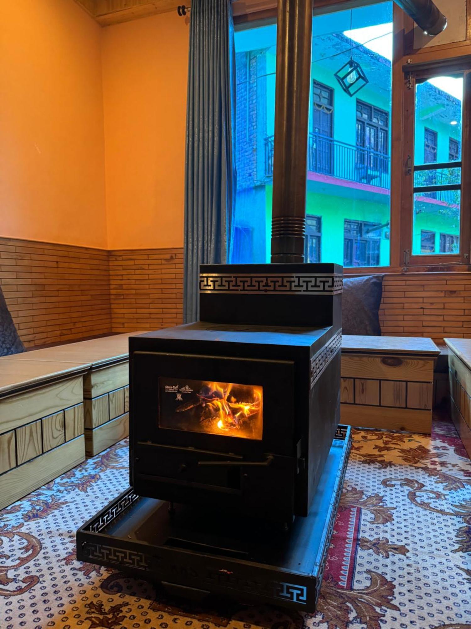 Delight Homestay Kasol Exterior foto